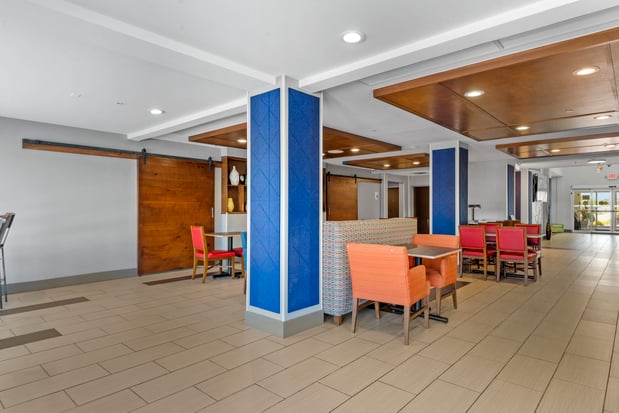 Images Holiday Inn Express & Suites Tulsa South Bixby by IHG