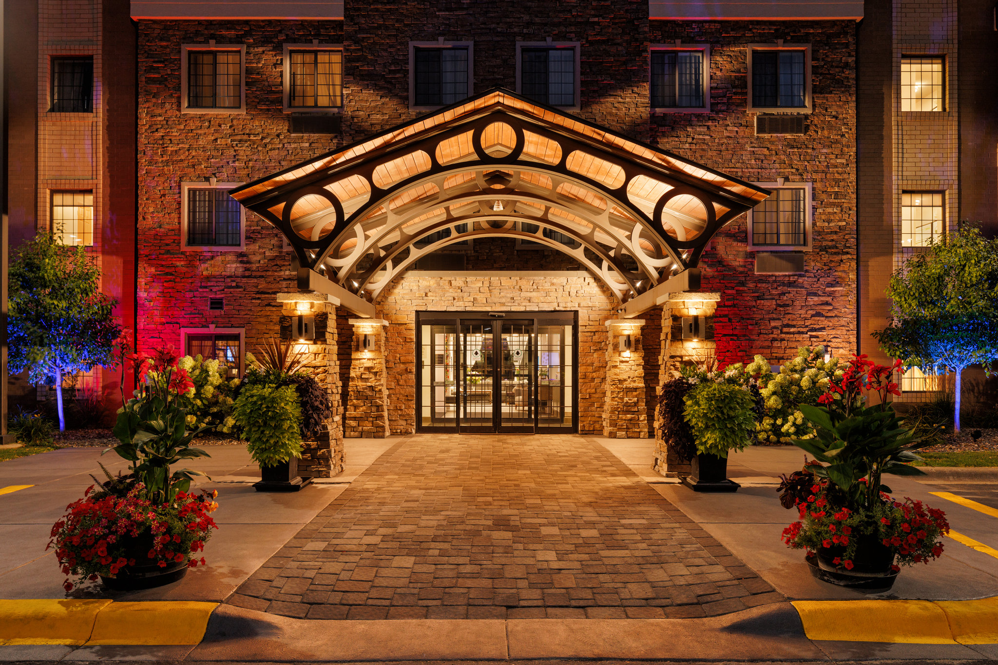 Staybridge Suites Minneapolis-Bloomington by IHG Image