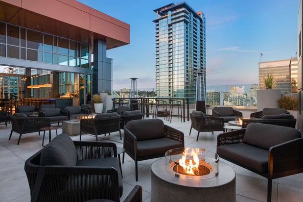 Images Carte Hotel San Diego Downtown, Curio Collection by Hilton