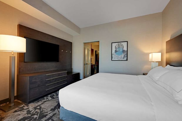 Images DoubleTree by Hilton Denver International Airport