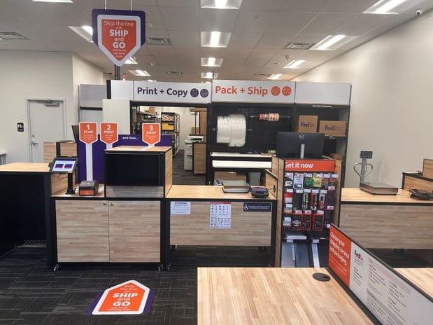 Images FedEx Office Print & Ship Center