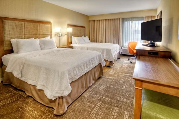 Images Hampton Inn & Suites Asheville Airport