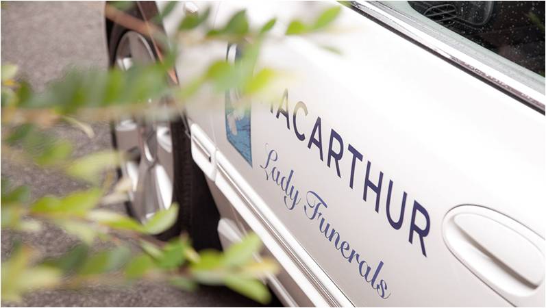 Images Macarthur Lady Funerals