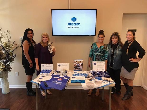 Images Amy Linville: Allstate Insurance