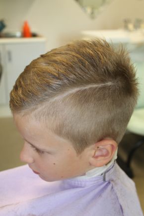 Images Parturi-Kampaamo Eine