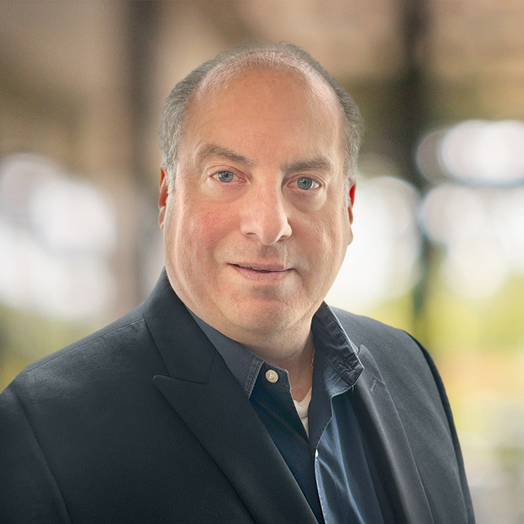 Headshot of Brian Spilkevitz, a wealth advisor at Chase