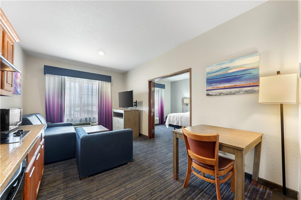 ADA King Suite