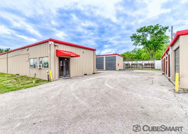 Images CubeSmart Self Storage
