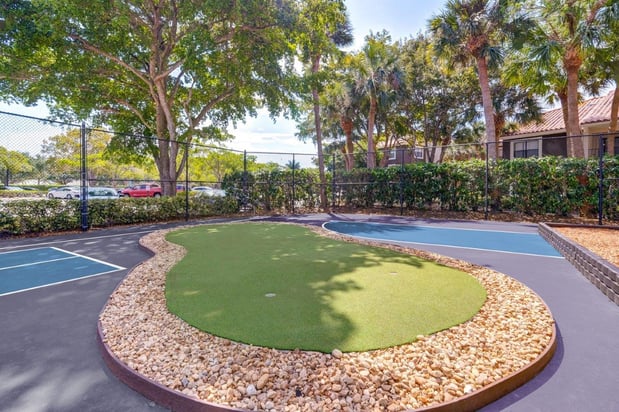 Images Village Place Apartment Homes