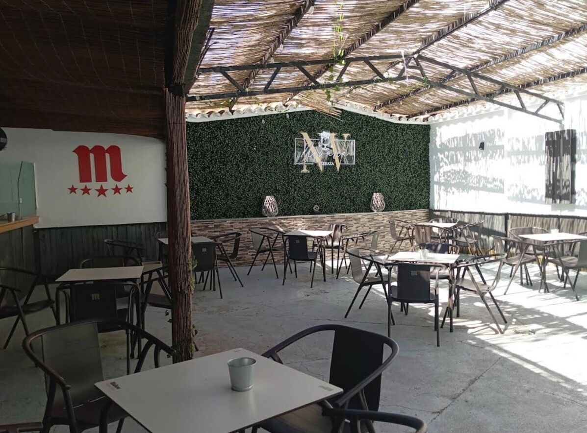 Images BAR-TERRAZA NIVARIA