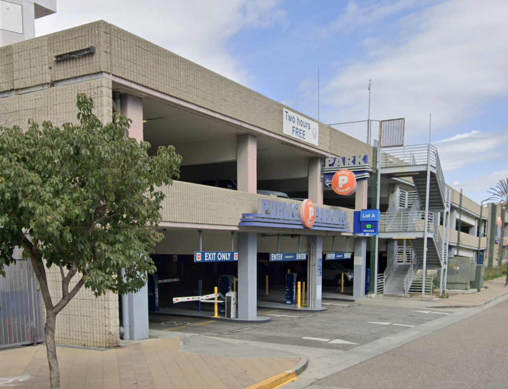 LAZ Parking - City Place A
