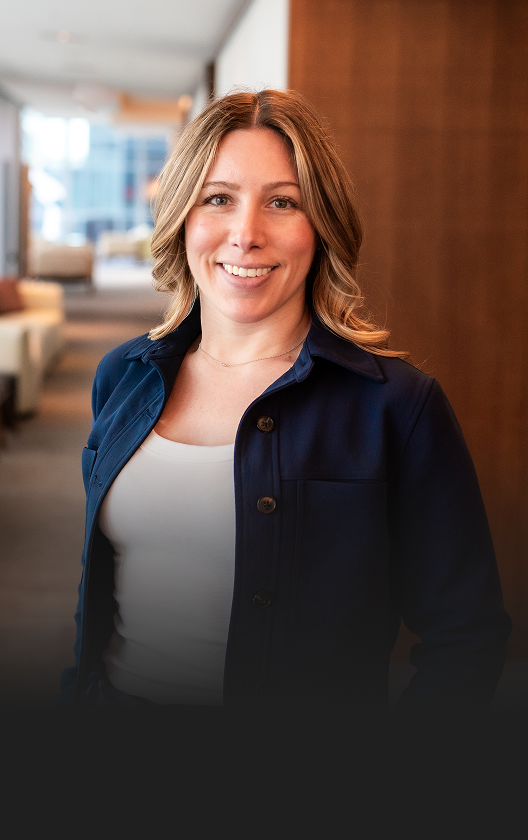 Headshot of Claire McGovern, Associate Investment Advisor.