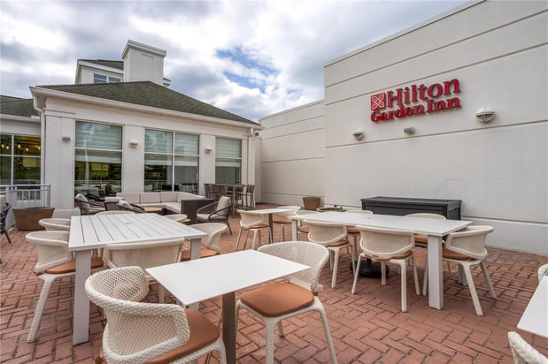 Images Hilton Garden Inn State College