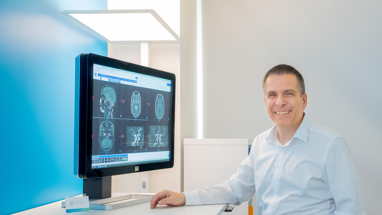 Bild 30 Dr. Lins | Ihre MRT Radiologie Privatpraxis Stuttgart | Schnelle Termine Vorsorge und mehr in Stuttgart