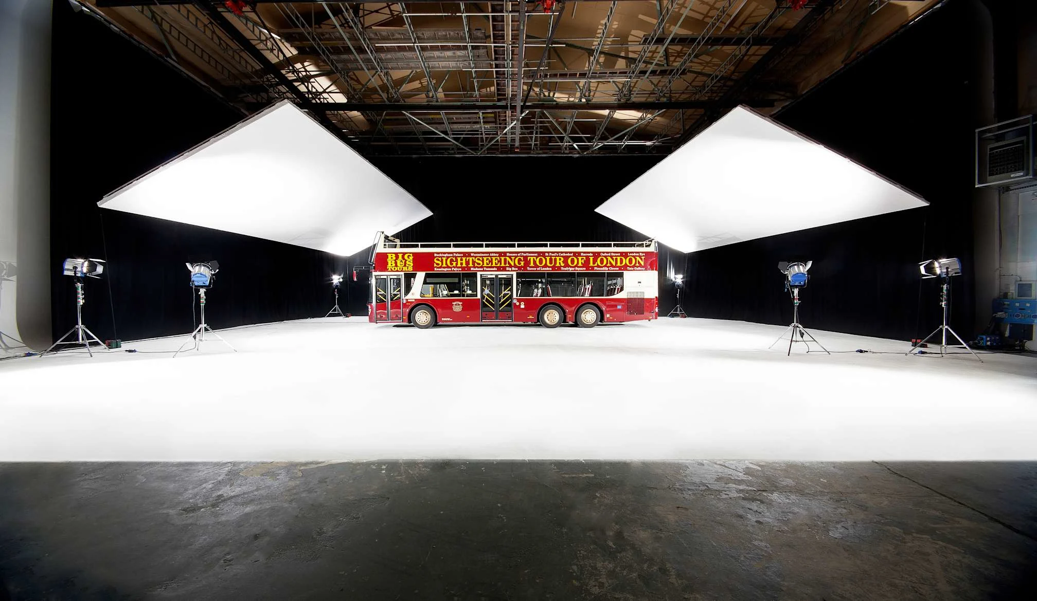 Images Malcolm Ryan Studios