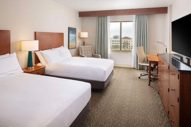 Images Hilton St. Petersburg Carillon Park