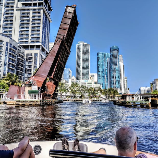 Images Baymingo - boat rental and tour in Fort Lauderdale