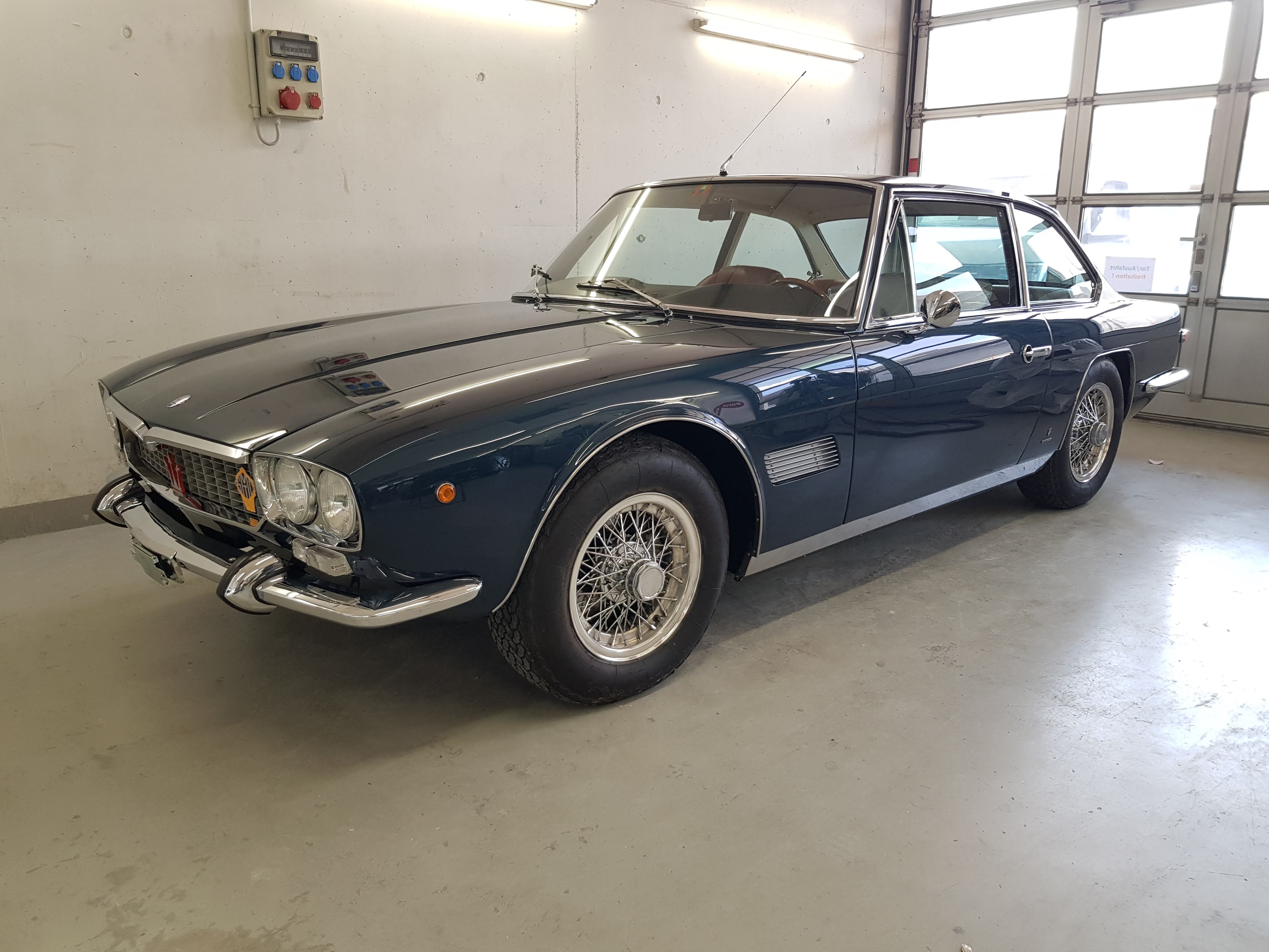 Bilder Taravella AG - Autospritzwerk & Carrosserie