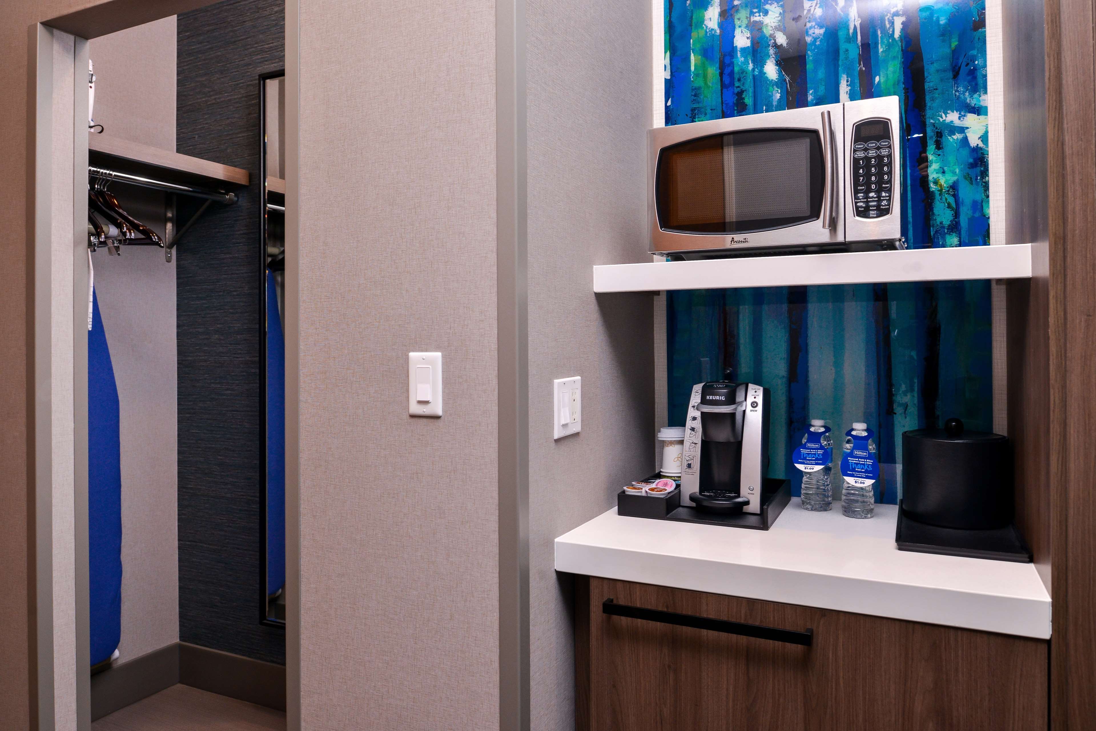 Guest room