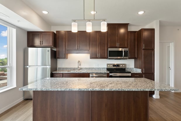 Images Sonder Point 50+ Apartments