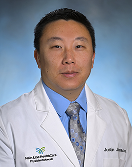 Headshot of Justin Johnson, DO