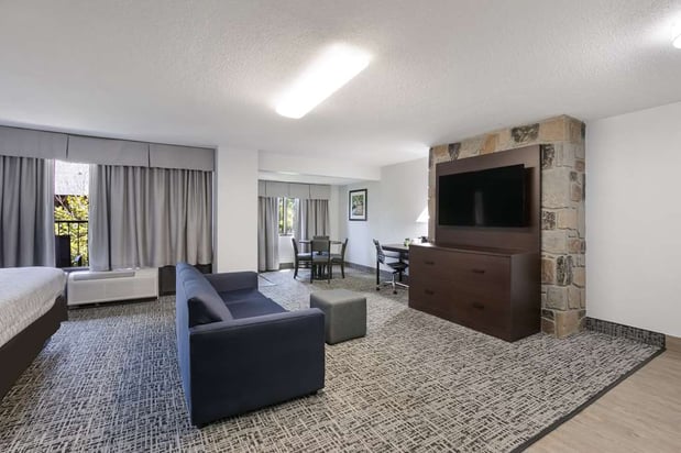 Images SureStay Plus by Best Western Gatlinburg