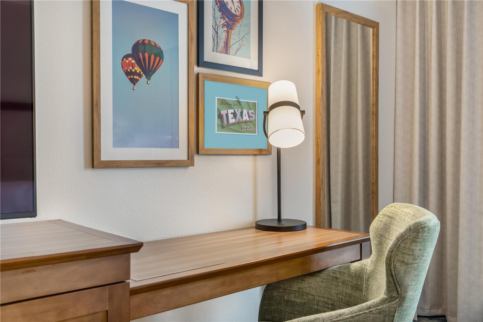 Guest room