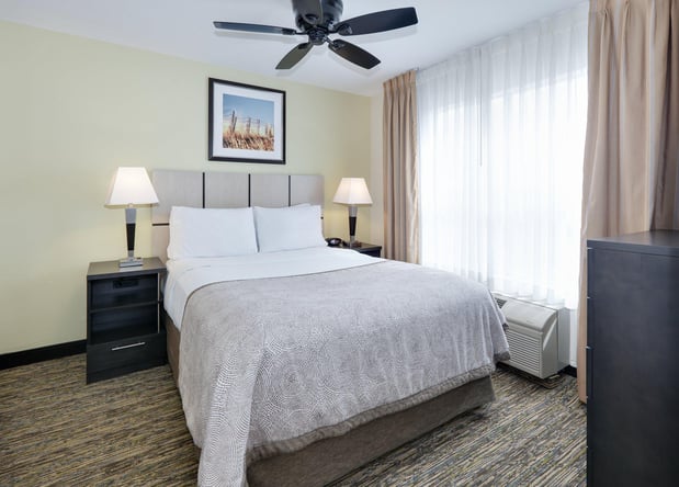 Images Candlewood Suites Dallas Market Cntr-Love Field by IHG