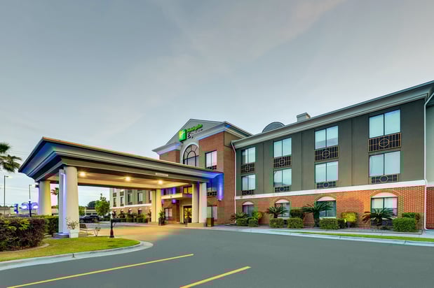 Images Holiday Inn Express & Suites Hinesville East - Fort Stewart by IHG