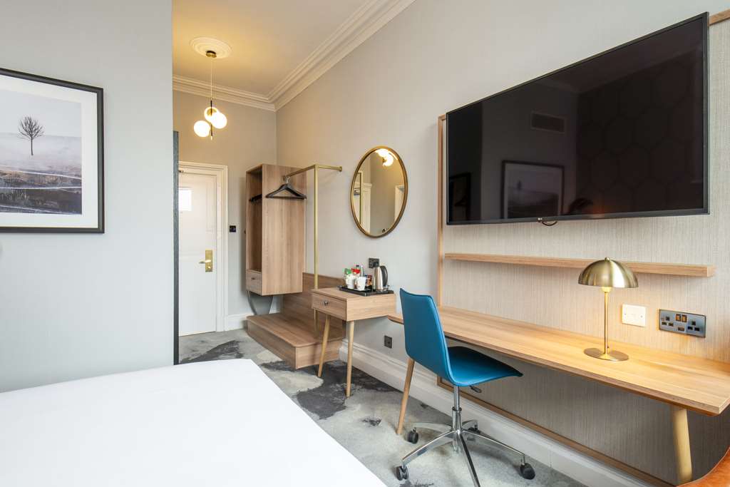 chester the queen bedrooms