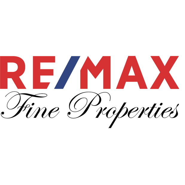 Shauna Hooker REALTOR - RE/MAX Fine Properties