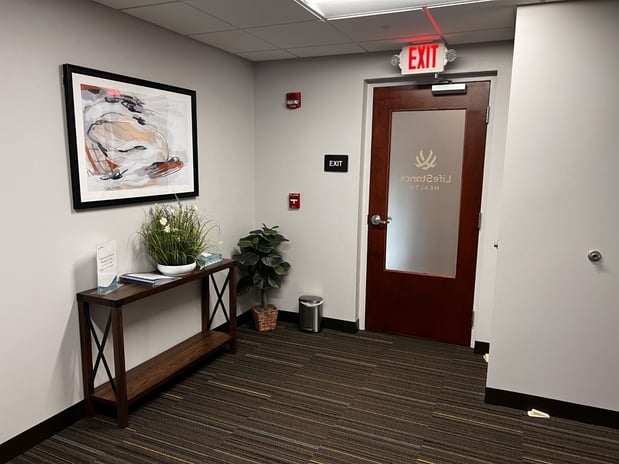 Images LifeStance Therapists & Psychiatrists Upper Arlington