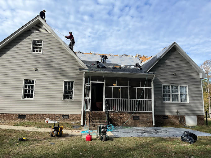 Images SkyGuard Roofing