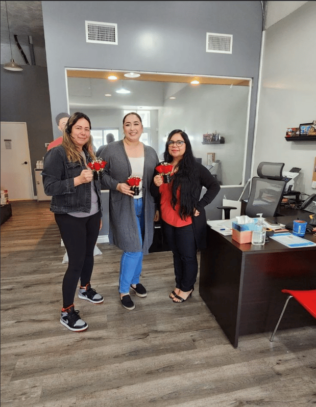 Images Reina Mendoza - State Farm Insurance Agent