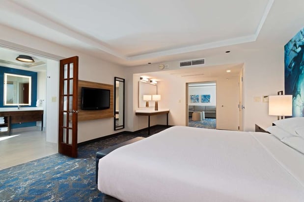 Images Embassy Suites by Hilton Tampa USF Near Busch Gardens