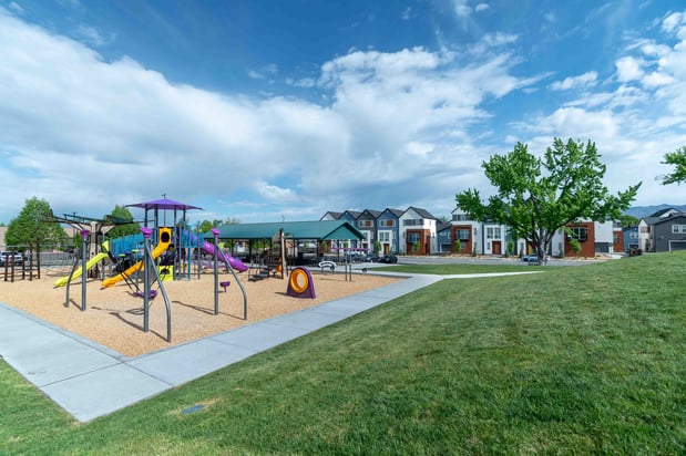 Images Woods Rose Townhomes