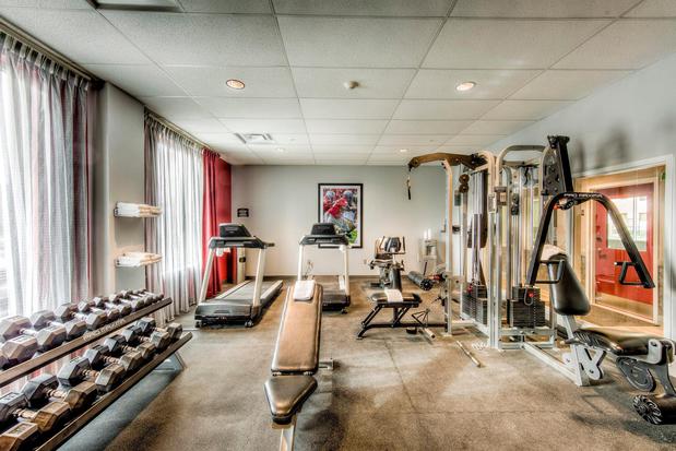 Images Staybridge Suites Columbus OSU-Medical Center by IHG