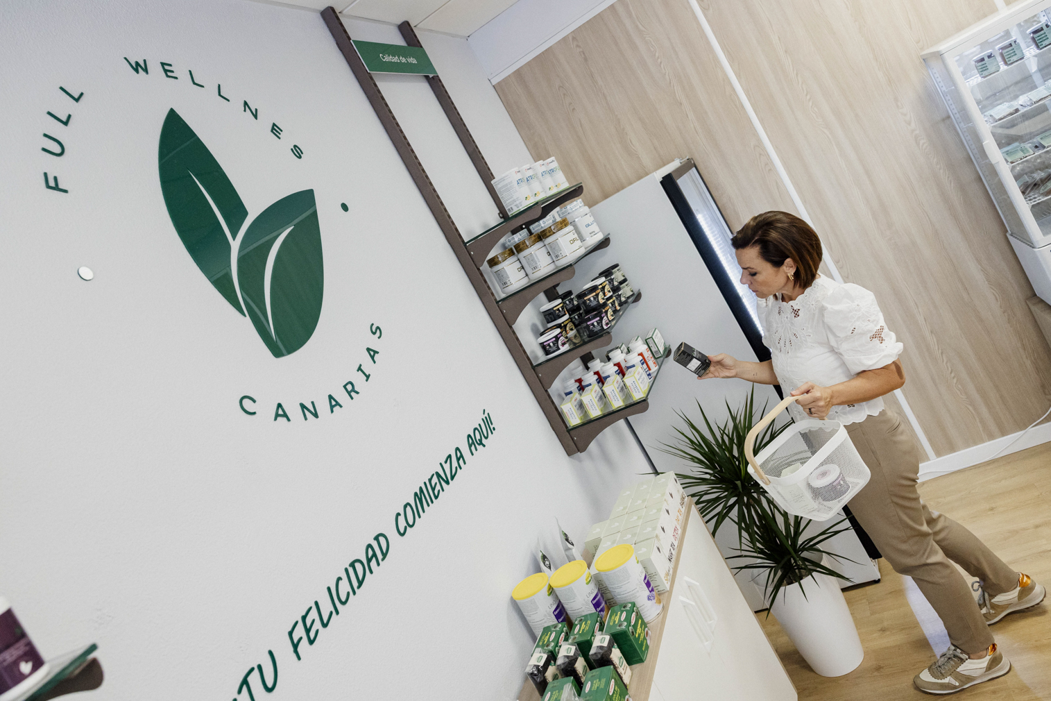 Images The Place By Pablo Almeida