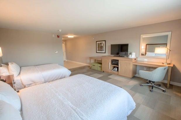 Images Hampton Inn Amesbury