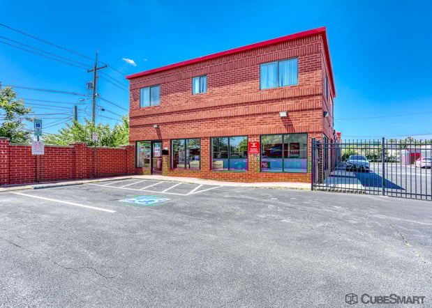Images CubeSmart Self Storage