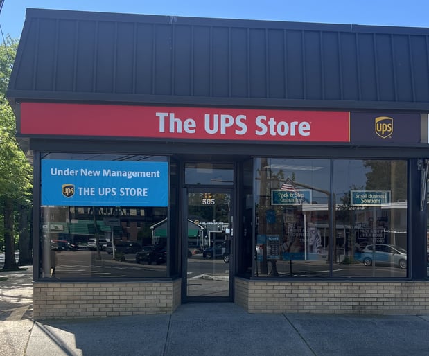 Images The UPS Store