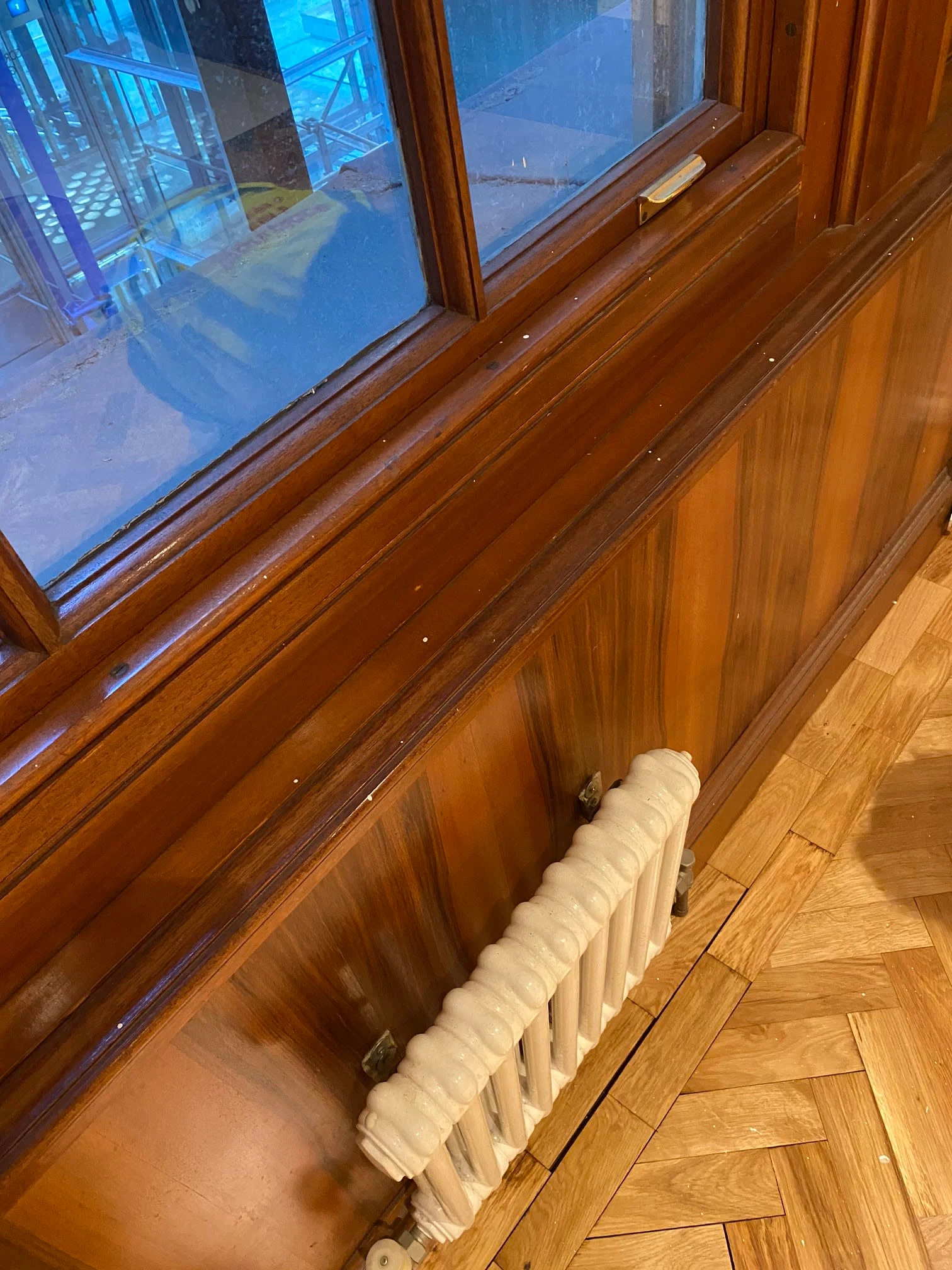 Images Vic's Decorators Ltd