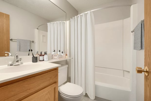 Images Medicine Lake Apartments