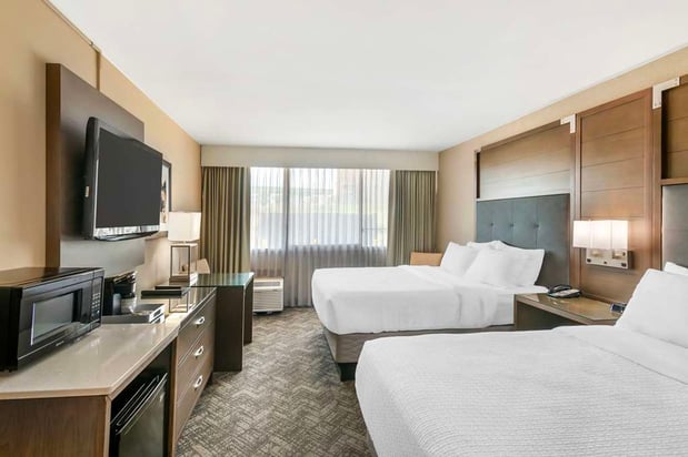 Images Best Western Plus Kansas City Sports Complex Hotel