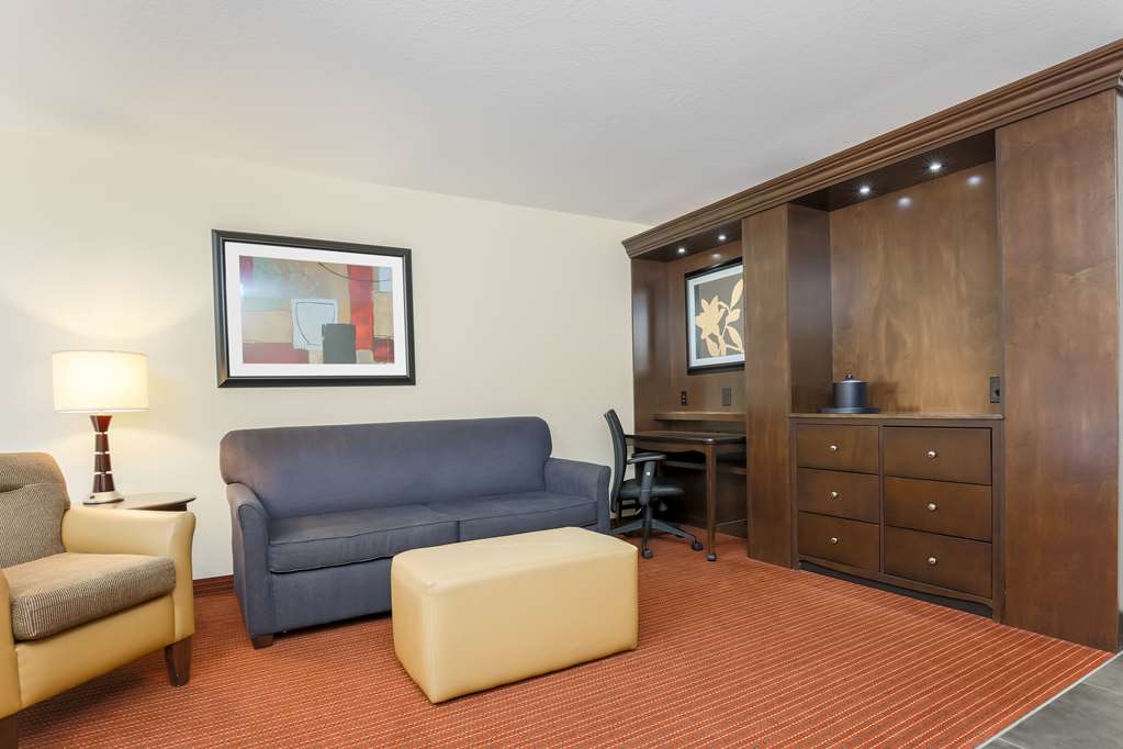 Guest room