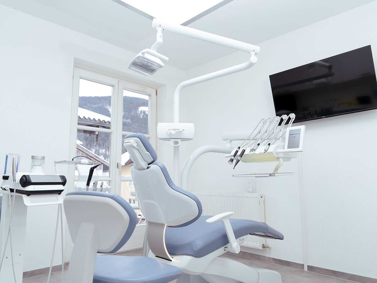 Bild 4 von Zahnarztpraxis Dr. Hekmat Mohammed - Kuchl