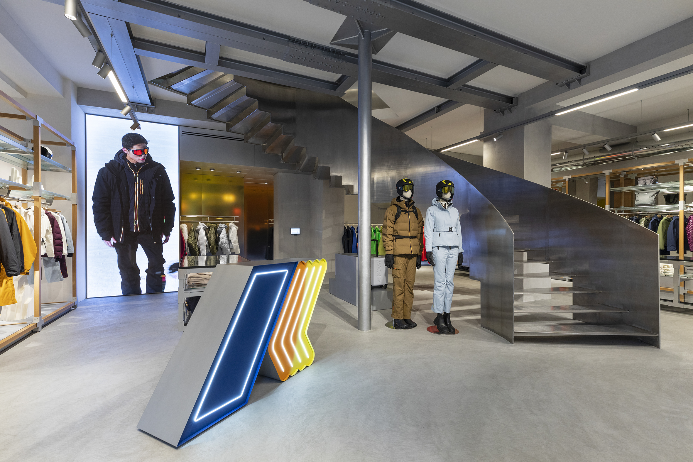 Images K-Way 9 Milano