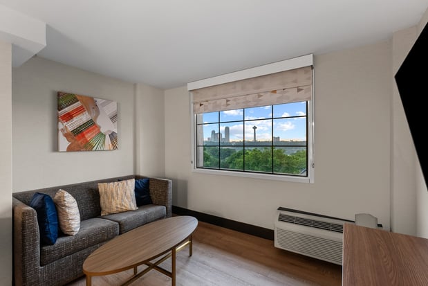 Images Holiday Inn Niagara Falls State Park Entry by IHG