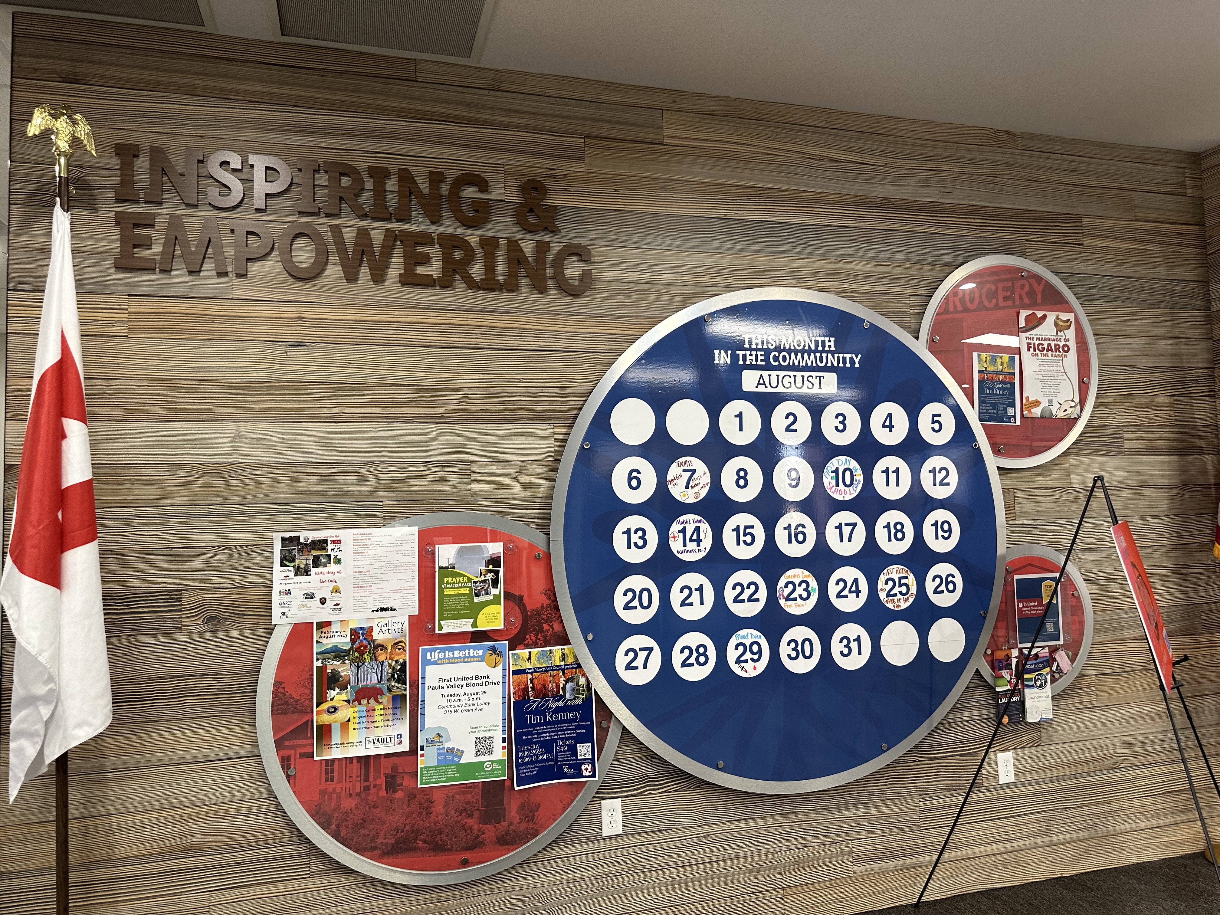 First United Bank - Pauls Valley - interior community board