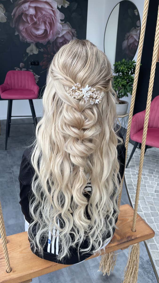 Bild 6 von Beauty & Diamonds - Friseur & Nageldesign